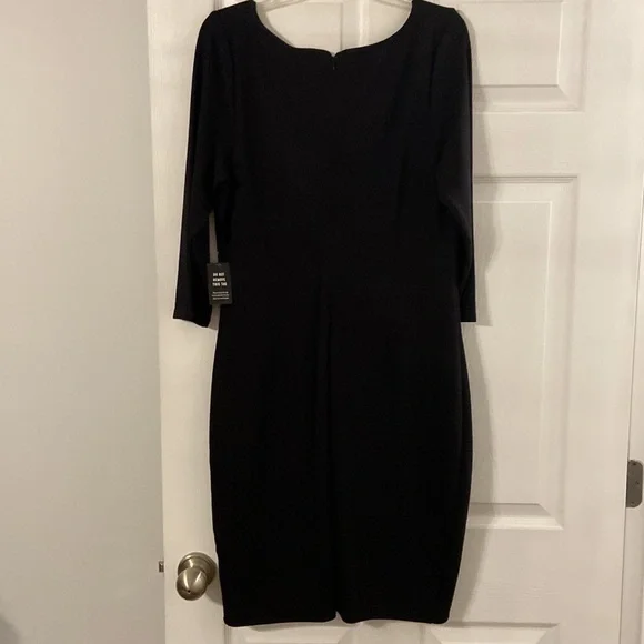EXPRESS Dress size L brand new color black length 40” bust 36/38” - Picture 6 of 12